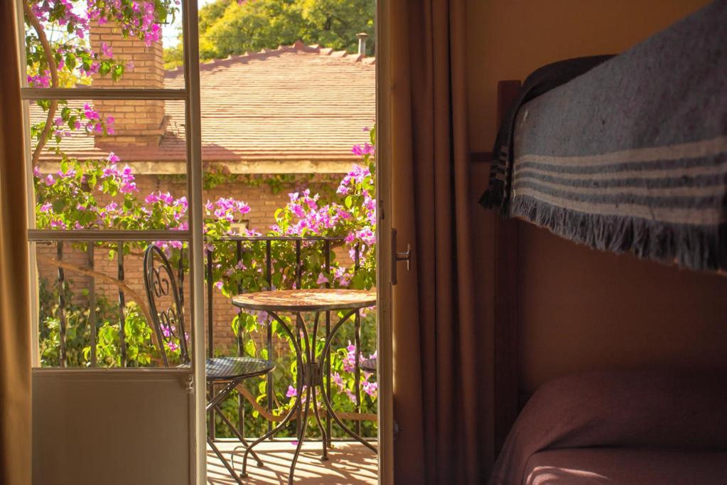 Alamo Hostel & Suites Мендоса Екстериор снимка