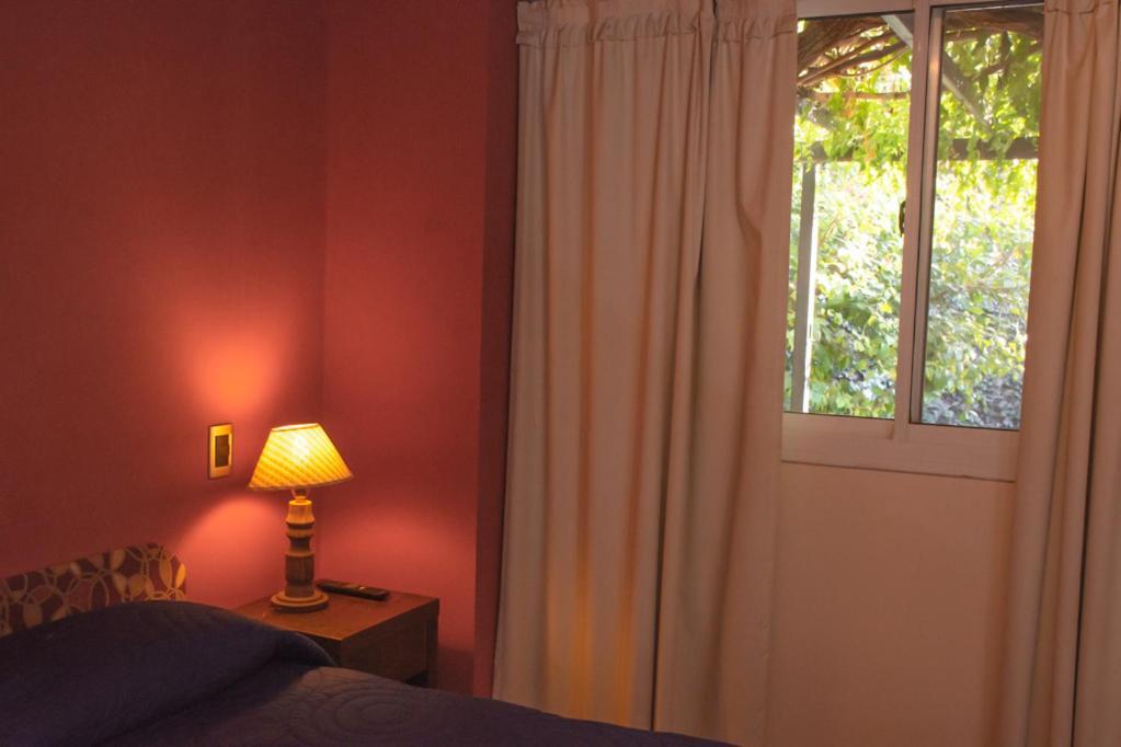 Alamo Hostel & Suites Мендоса Екстериор снимка