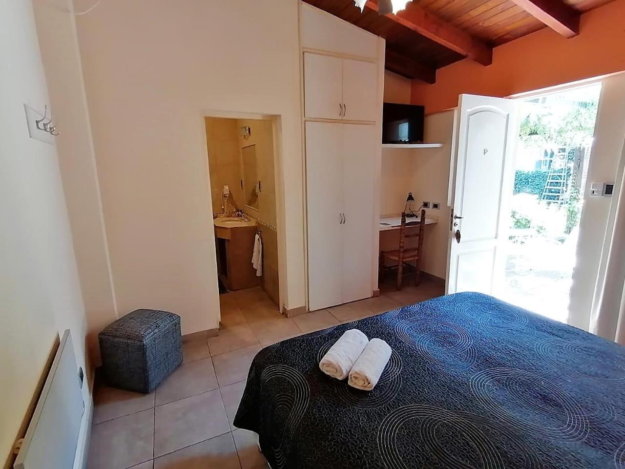 Alamo Hostel & Suites Мендоса Екстериор снимка