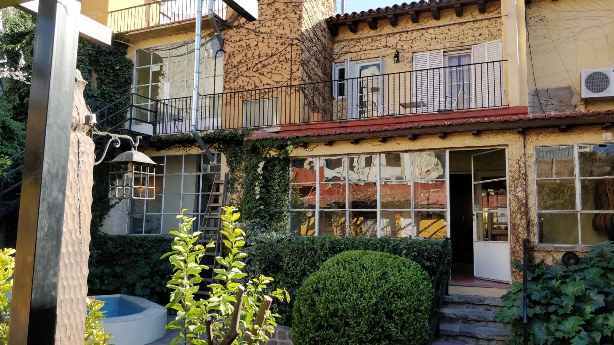Alamo Hostel & Suites Мендоса Екстериор снимка