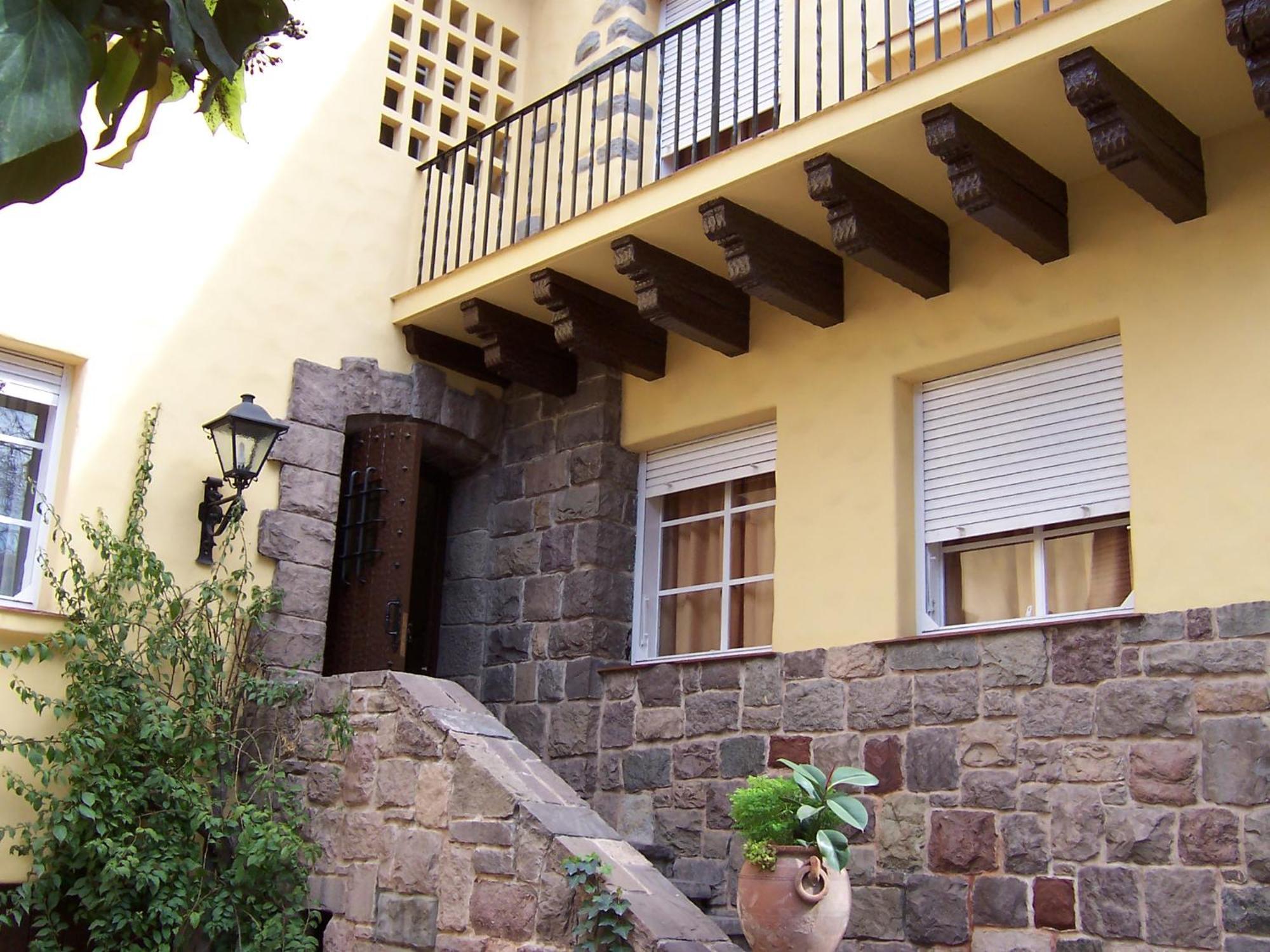 Alamo Hostel & Suites Мендоса Екстериор снимка