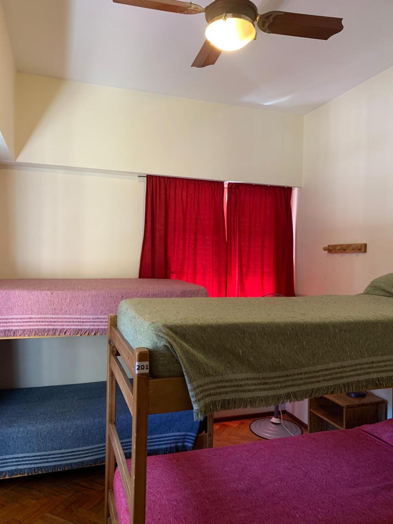Alamo Hostel & Suites Мендоса Екстериор снимка